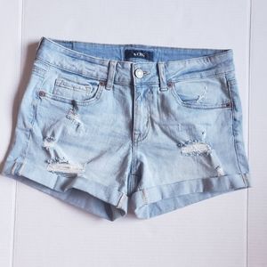 AERO Low Rise Midi Shorts Women Size 8